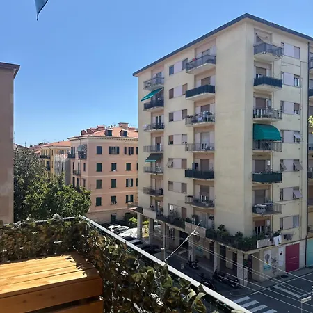 Daisy Cinque Terre 4*